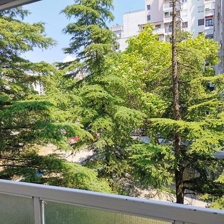 Clock Tower Apartments Подгорица Экстерьер фото