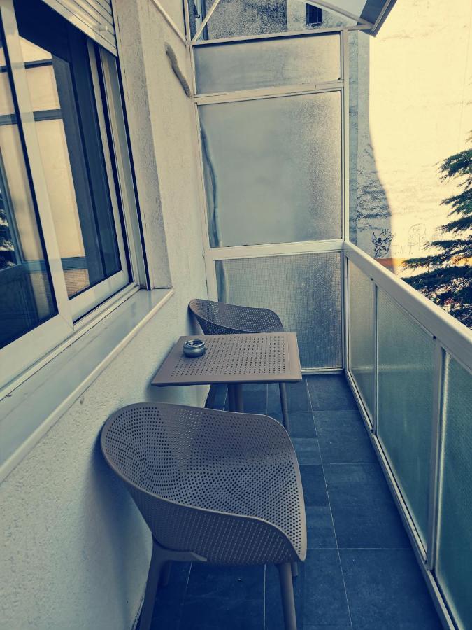 Clock Tower Apartments Подгорица Экстерьер фото